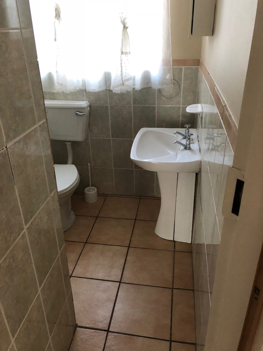 2 Bedroom Property for Sale in Miederpark North West